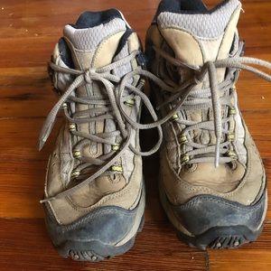 Merrell hiking boots - waterproof